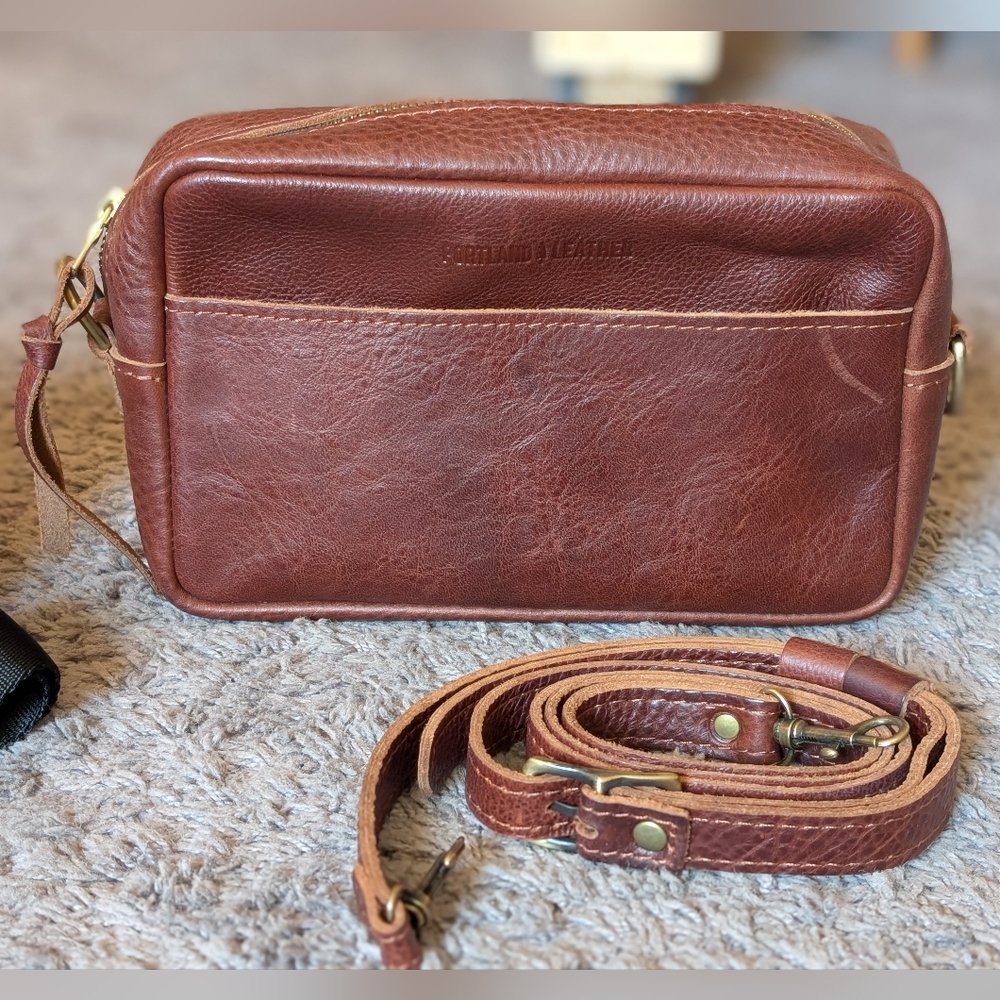 Portland Leather Goods large Camera Bag - Nutmeg - Modified